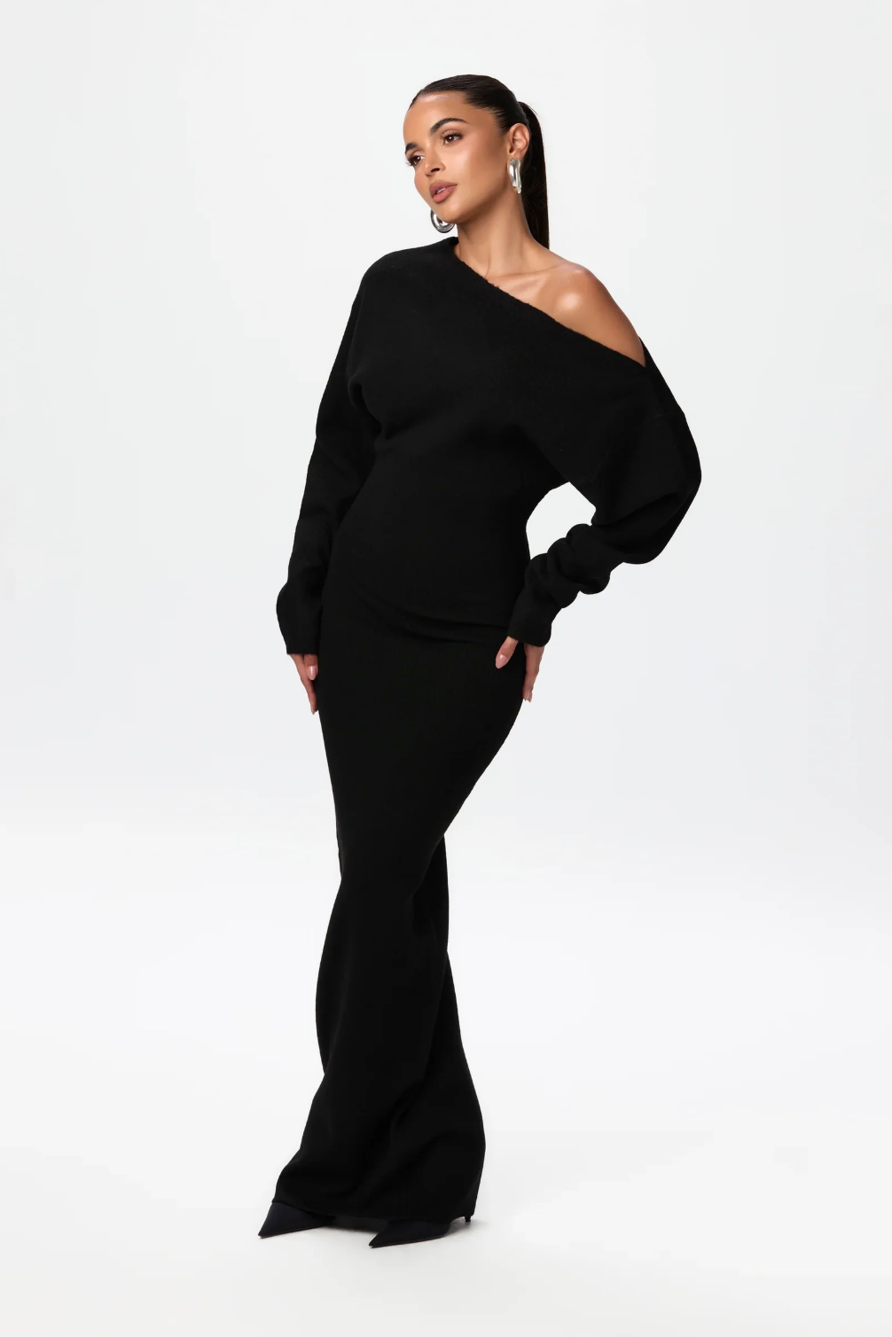Odette | Black Off-Shoulder Ribbed Knit Maxi Dress