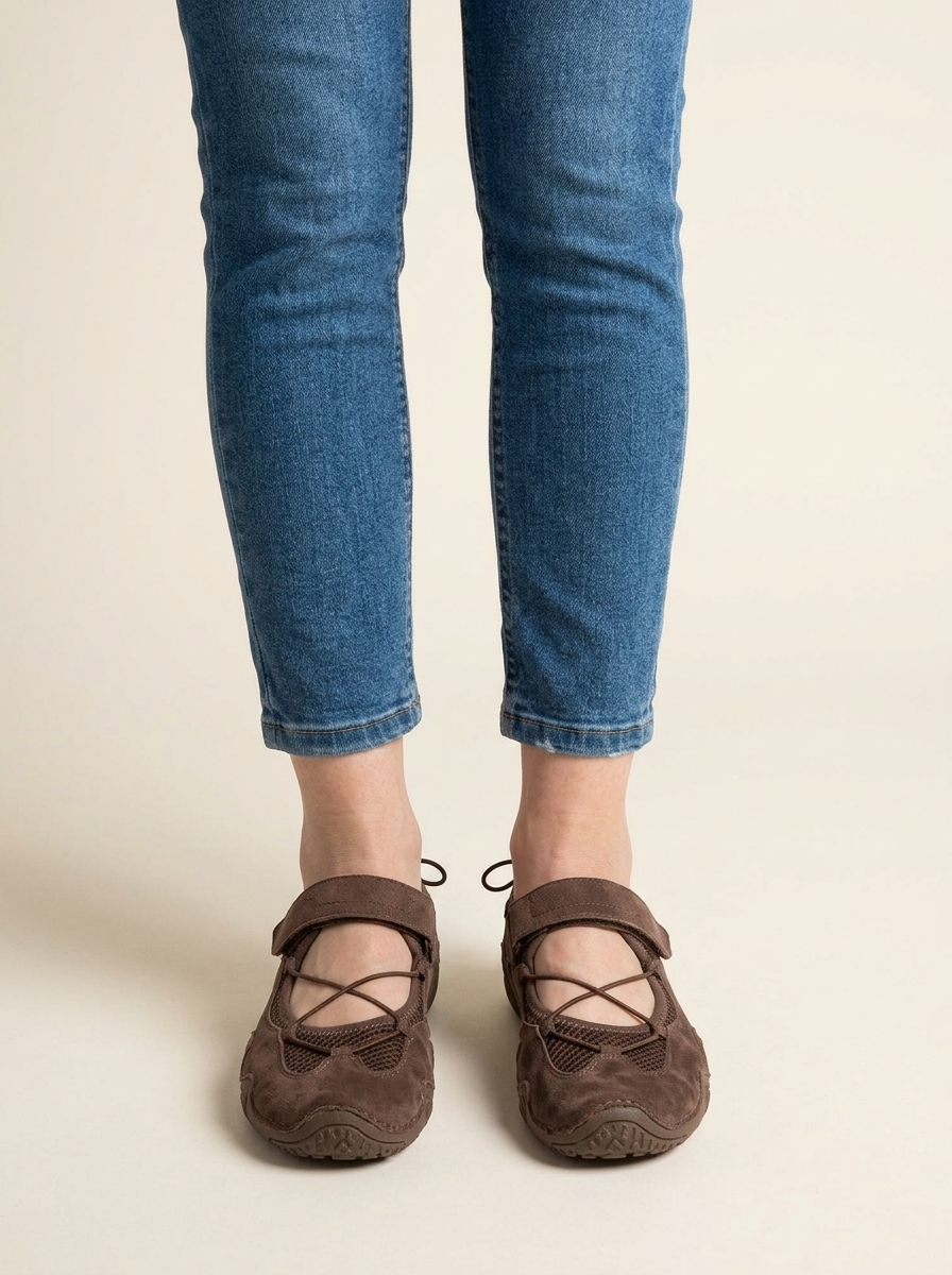 Noa Orthopedic Comfort Flat in Brown